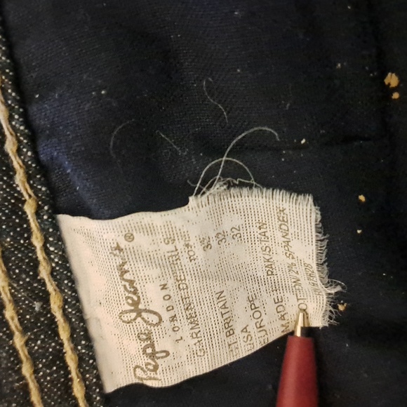 Menswear - Picture 10 of 10